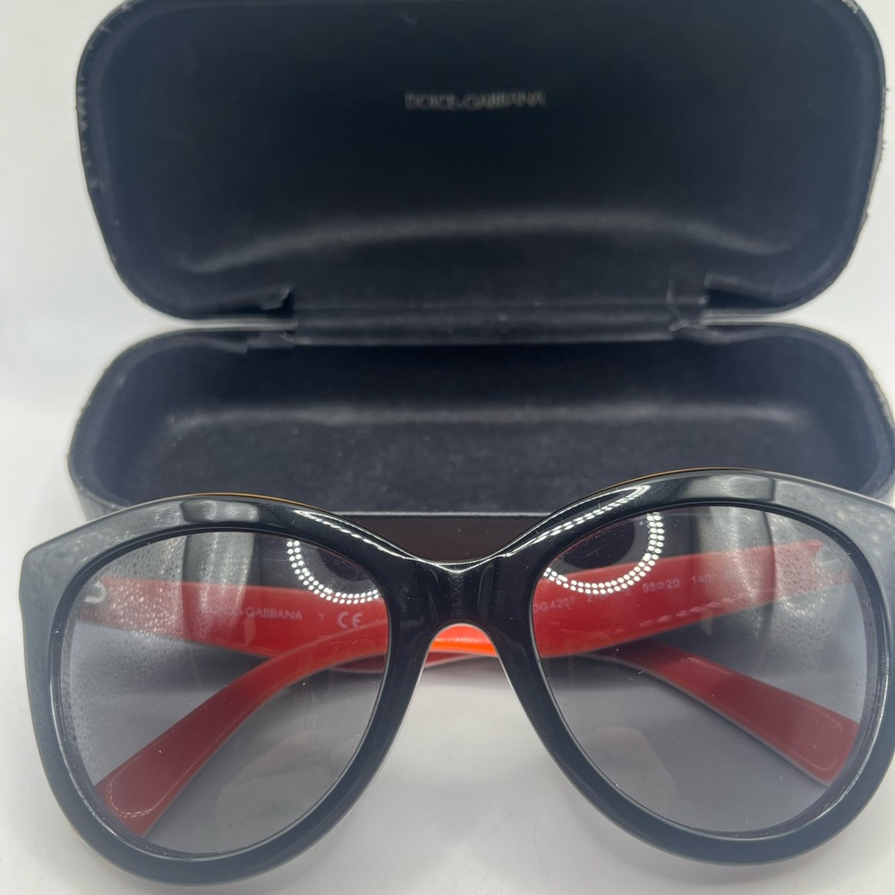 Authentic vintage dolce and Gabbana sunglasses with the case
